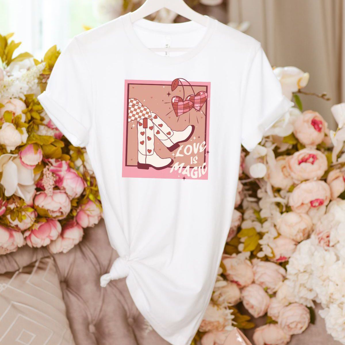 Love Magic Women's T-Shirt Valentine's Day