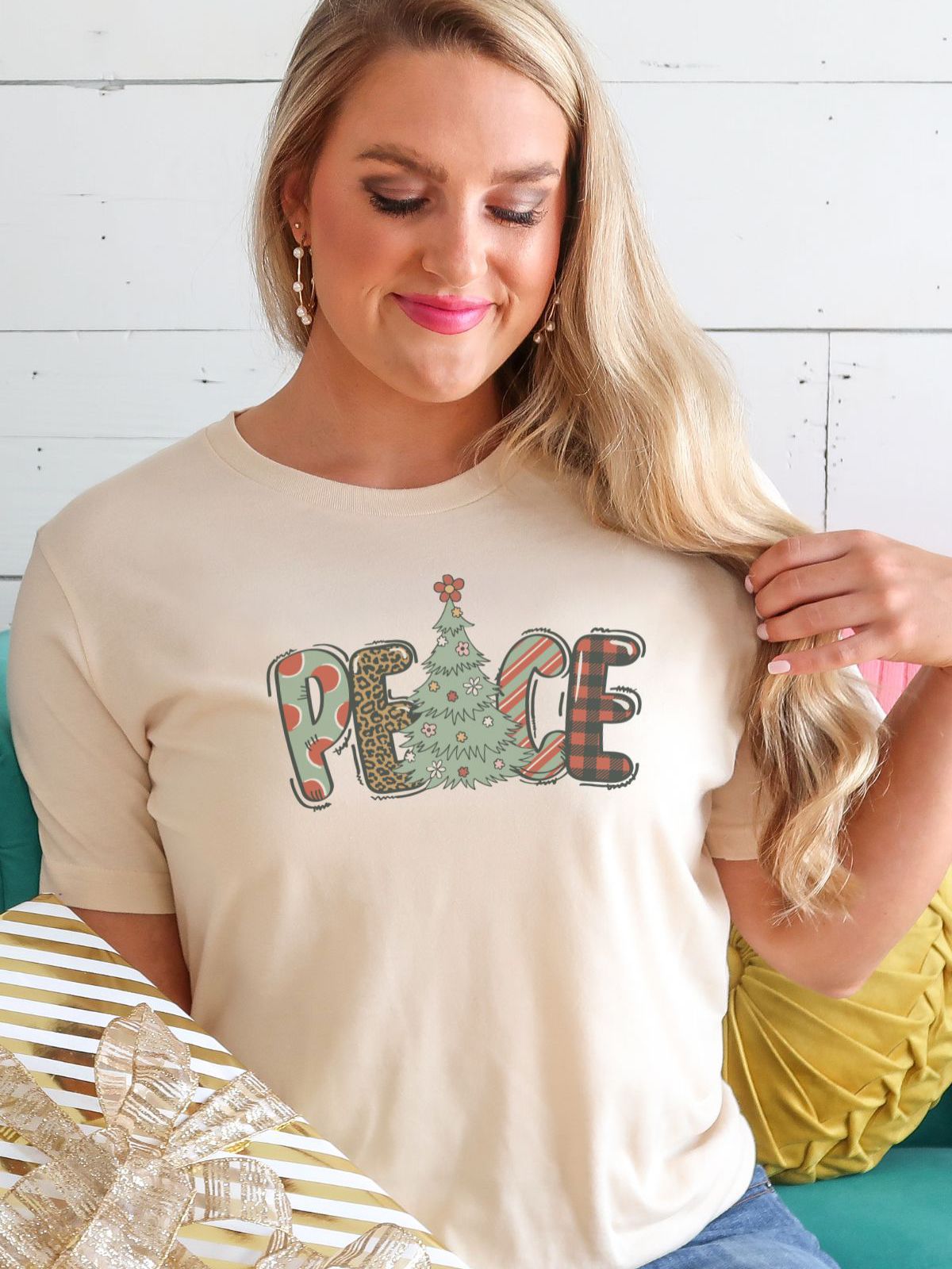 Peace Christmas Unisex T-shirt