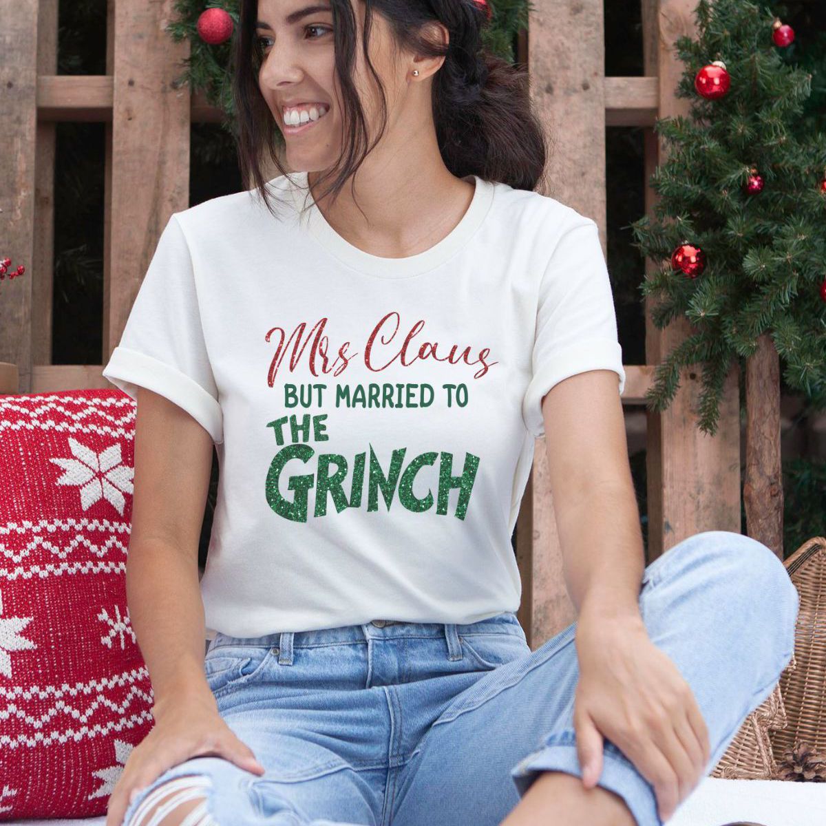 Mrs Claus Women T-Shirt Christmas