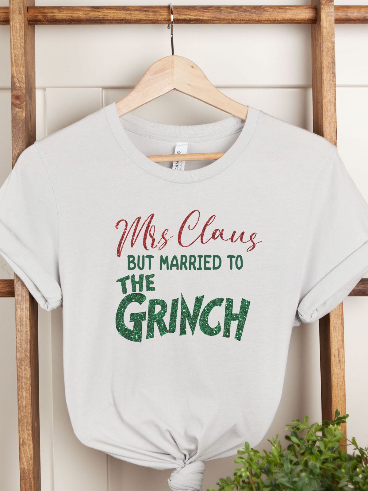 Mrs Claus Women T-Shirt Christmas