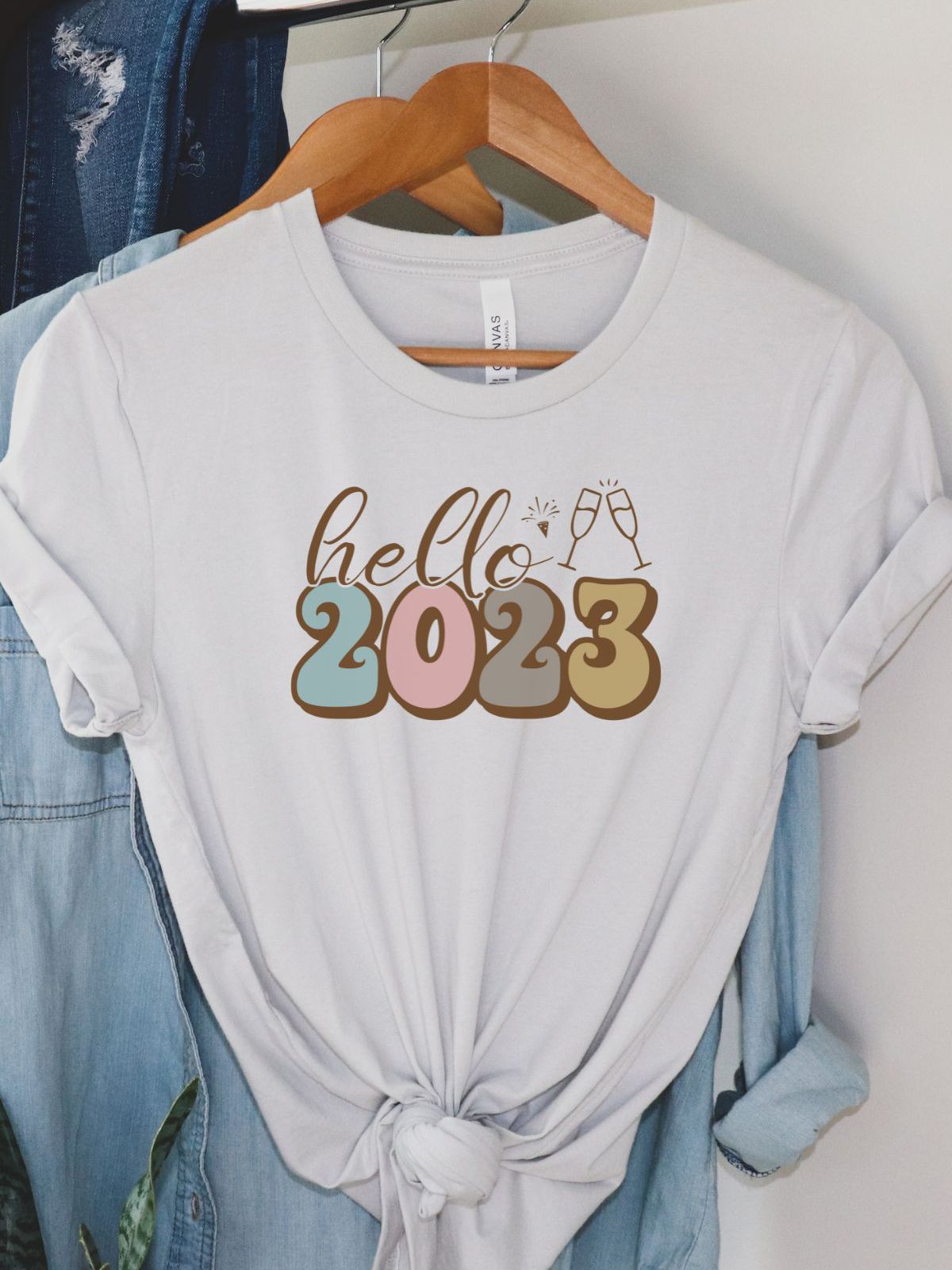 Hello 2023 Women T-Shirt New Year