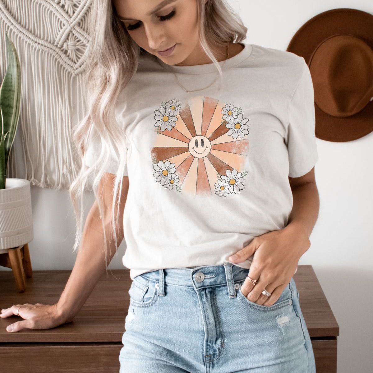 Daisy Sunburst Women's T-Shirt Summer